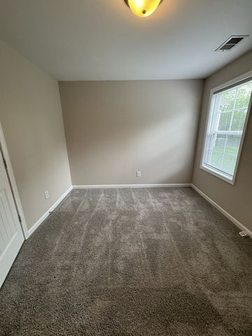 1529 Gambill Wood Dr, Smyrna, TN 37167