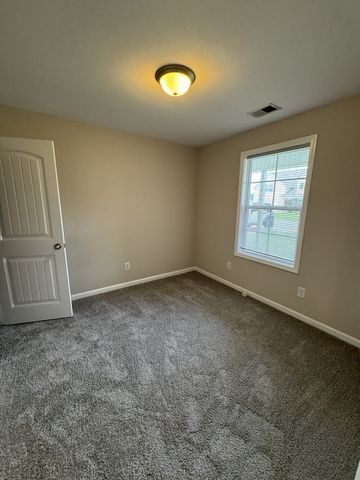 1529 Gambill Wood Dr, Smyrna, TN 37167