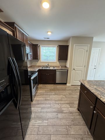 1529 Gambill Wood Dr, Smyrna, TN 37167