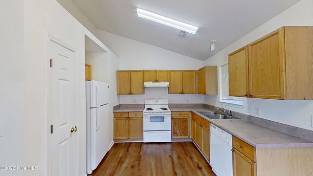 4252 Sunglow Drive, Wilmington, NC 28405