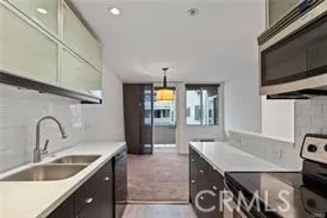 525 N Sycamore Avenue 333, Los Angeles, CA 90036