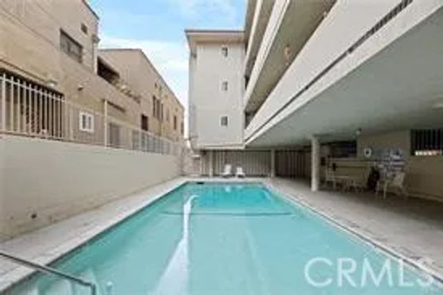 525 N Sycamore Avenue 333, Los Angeles, CA 90036