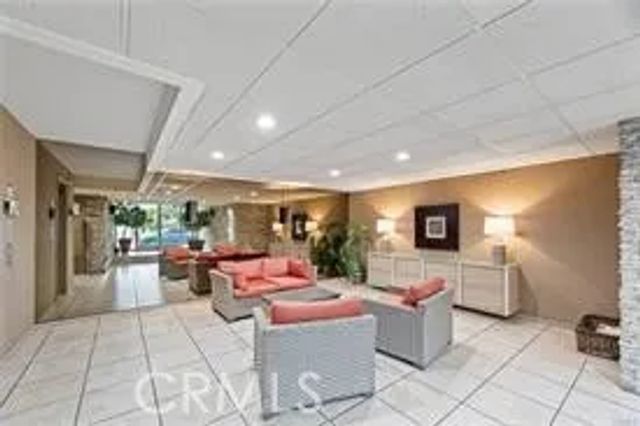 525 N Sycamore Avenue 333, Los Angeles, CA 90036