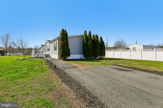 12 LITTLE JOHN CT, Elkton, MD 21921