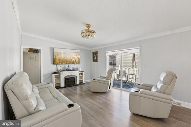 12 LITTLE JOHN CT, Elkton, MD 21921