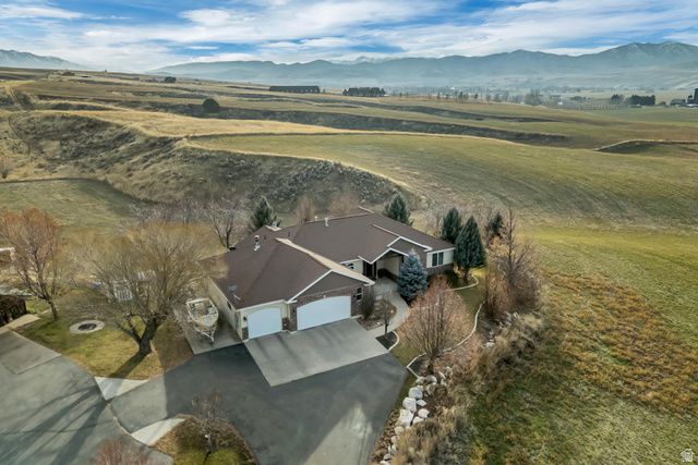 366 E 6600 S, Hyrum, UT 84319
