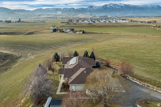 366 E 6600 S, Hyrum, UT 84319