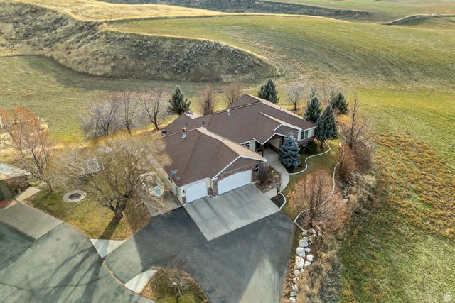 366 E 6600 S, Hyrum, UT 84319