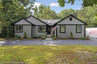 3380 Mccluskey, Pinckney, MI 48169