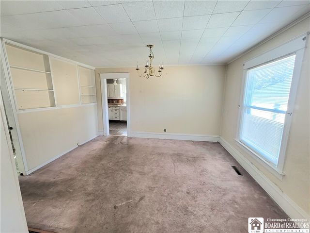 69 Royal Avenue, Jamestown, NY 14701