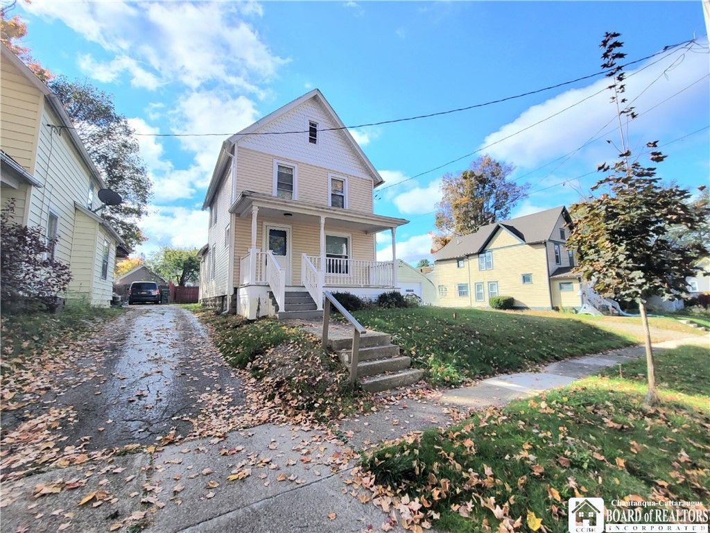 69 Royal Avenue, Jamestown, NY 14701