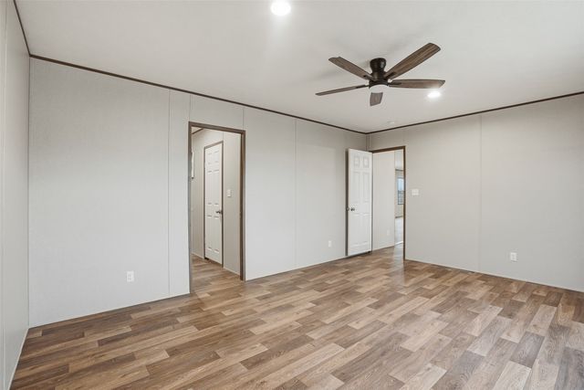 4600 Thompson Avenue, Grandview, TX 76050