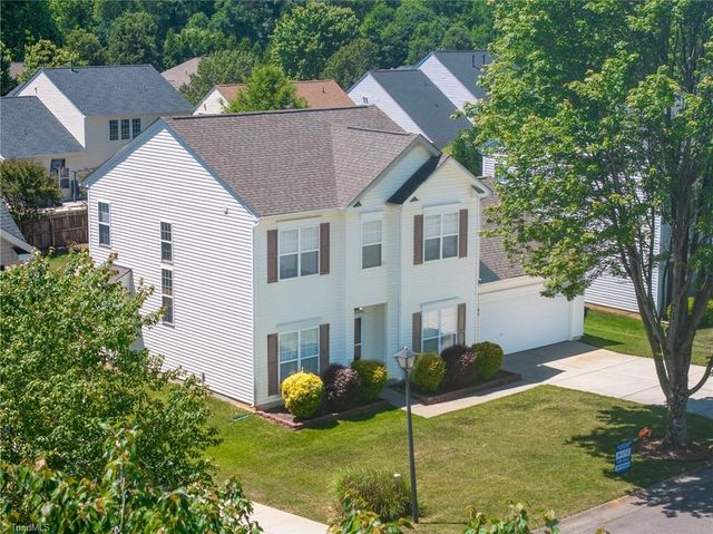 4236 Laurel Ridge Circle, Winston-salem, NC 27107