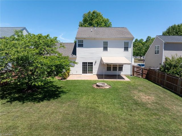 4236 Laurel Ridge Circle, Winston-salem, NC 27107