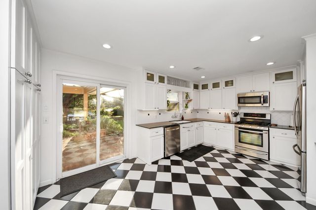 411 Venice Street, Sugar Land, TX 77478