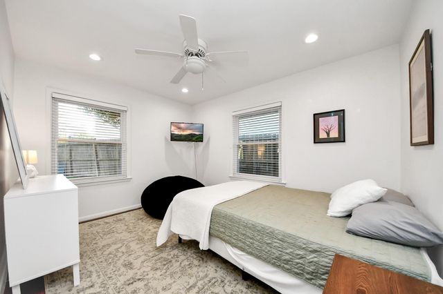 411 Venice Street, Sugar Land, TX 77478