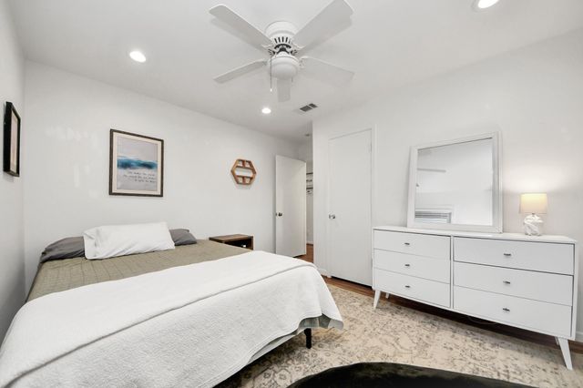 411 Venice Street, Sugar Land, TX 77478