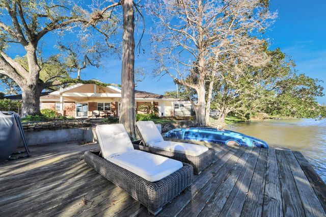 411 Venice Street, Sugar Land, TX 77478