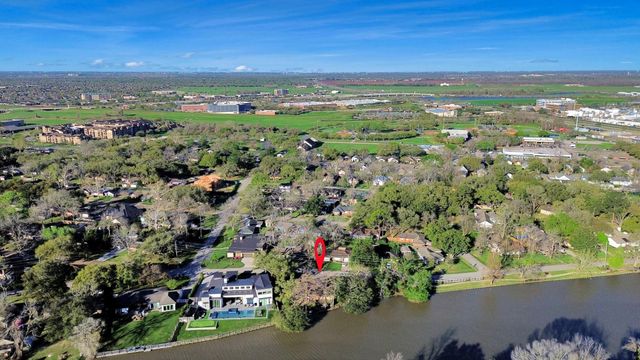 411 Venice Street, Sugar Land, TX 77478