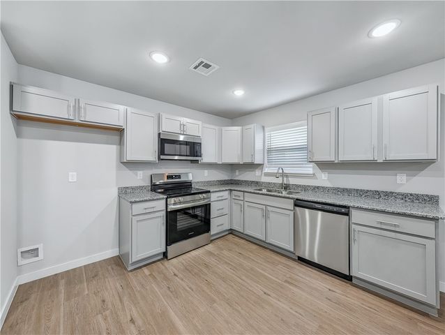 6309 & 6311 Kathleen Street, Bentonville, AR 72713