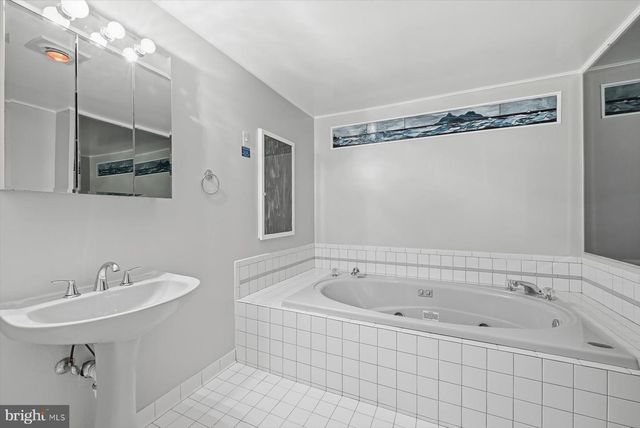 11337 FREAS DR, Gaithersburg, MD 20878