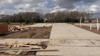 10652 Knox Landing Dr, Bryan, TX 77845