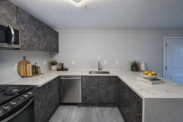 543 Peachers Mill Rd, Clarksville, TN 37042