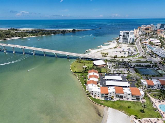 825 S GULFVIEW BOULEVARD 202, Clearwater Beach, FL 33767
