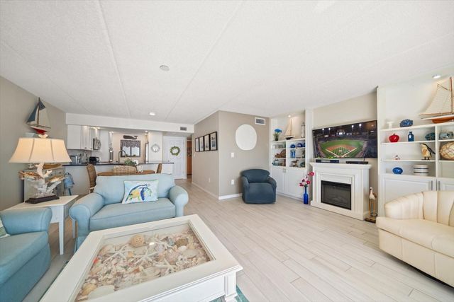 825 S GULFVIEW BOULEVARD 202, Clearwater Beach, FL 33767