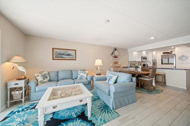 825 S GULFVIEW BOULEVARD 202, Clearwater Beach, FL 33767