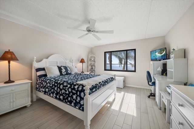 825 S GULFVIEW BOULEVARD 202, Clearwater Beach, FL 33767