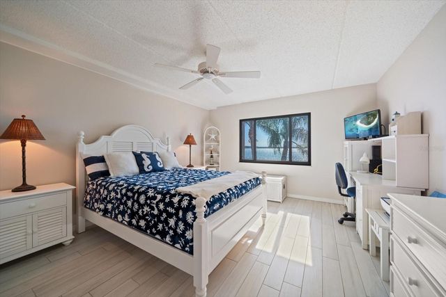 825 S GULFVIEW BOULEVARD 202, Clearwater Beach, FL 33767