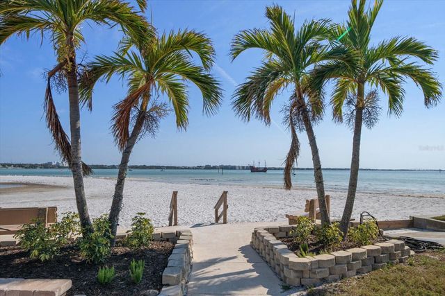 825 S GULFVIEW BOULEVARD 202, Clearwater Beach, FL 33767