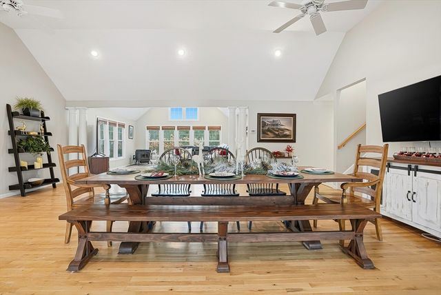 4 Donna Pass, Hopkinton, MA 01748