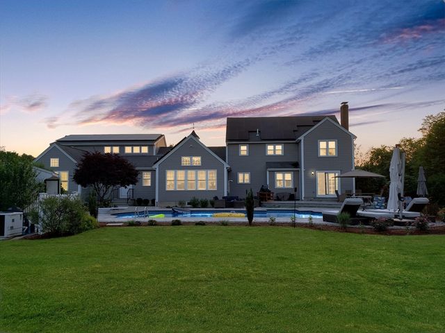 4 Donna Pass, Hopkinton, MA 01748