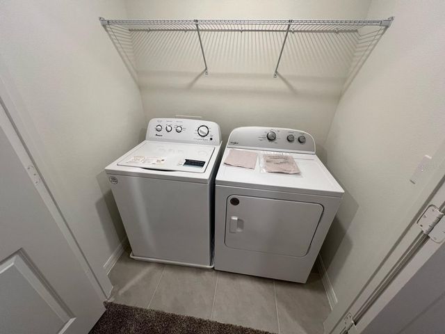 680 STONEY POINT CIRCLE, Davenport, FL 33896