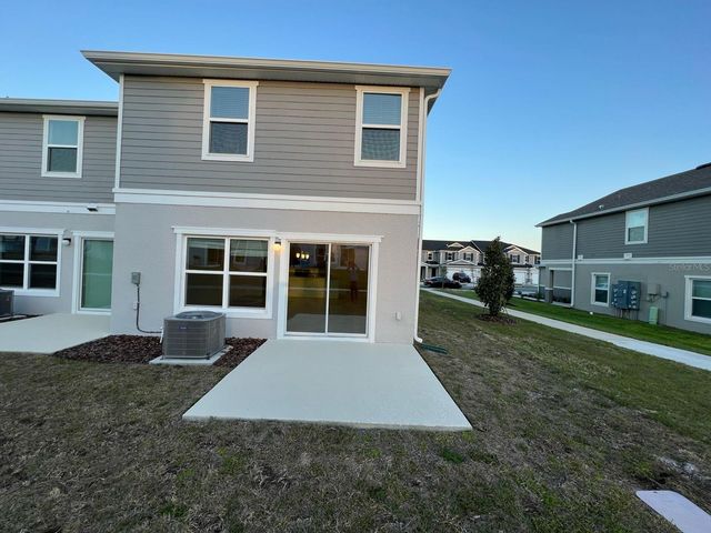 680 STONEY POINT CIRCLE, Davenport, FL 33896