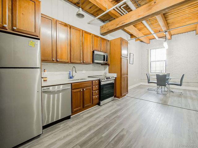 6533 East Jefferson 238, Detroit, MI 48207