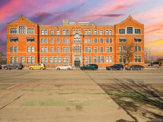 6533 East Jefferson 238, Detroit, MI 48207