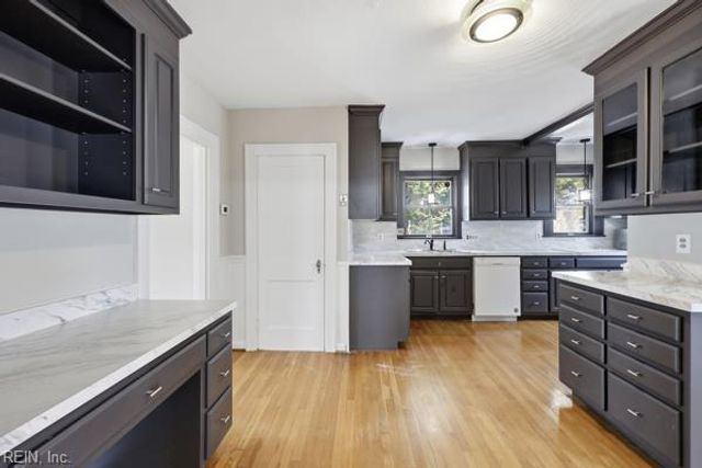 144 Algonquin RD, Hampton, VA 23661