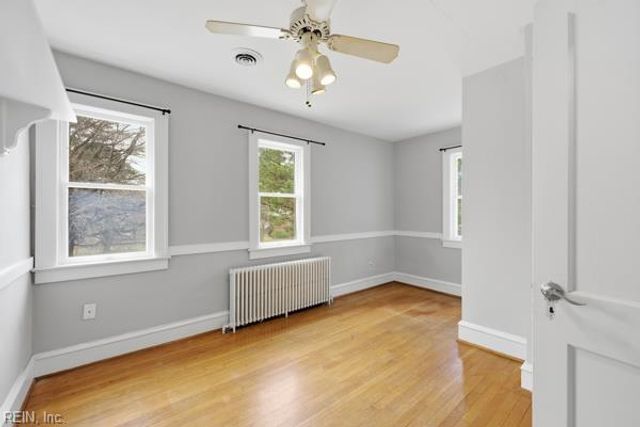 144 Algonquin RD, Hampton, VA 23661