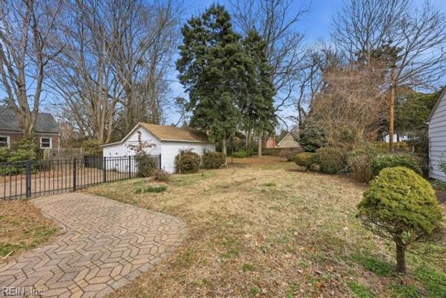 144 Algonquin RD, Hampton, VA 23661