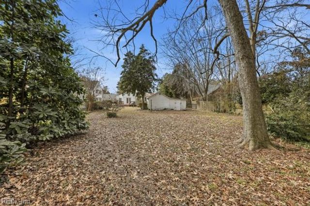 144 Algonquin RD, Hampton, VA 23661