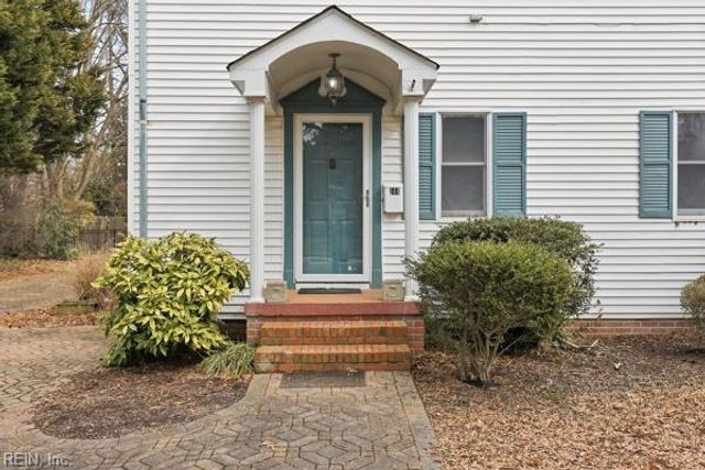 144 Algonquin RD, Hampton, VA 23661