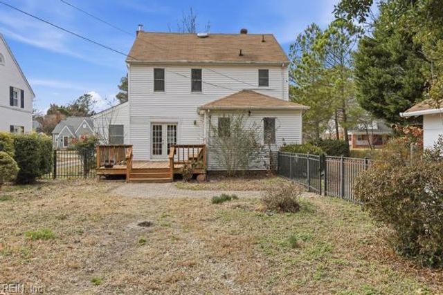 144 Algonquin RD, Hampton, VA 23661