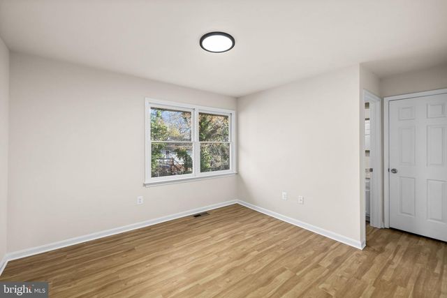 194 FARRELL LN, Fredericksburg, VA 22401