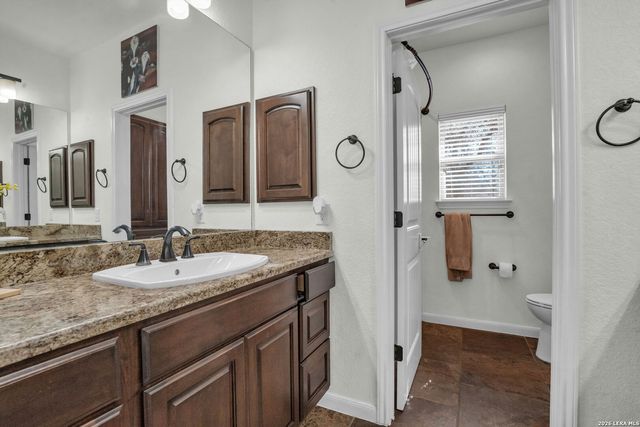 524 Jacobs, La Vernia, TX 78121