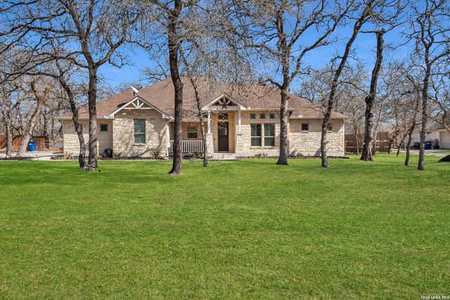 524 Jacobs, La Vernia, TX 78121