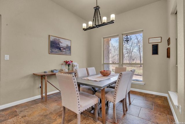 524 Jacobs, La Vernia, TX 78121