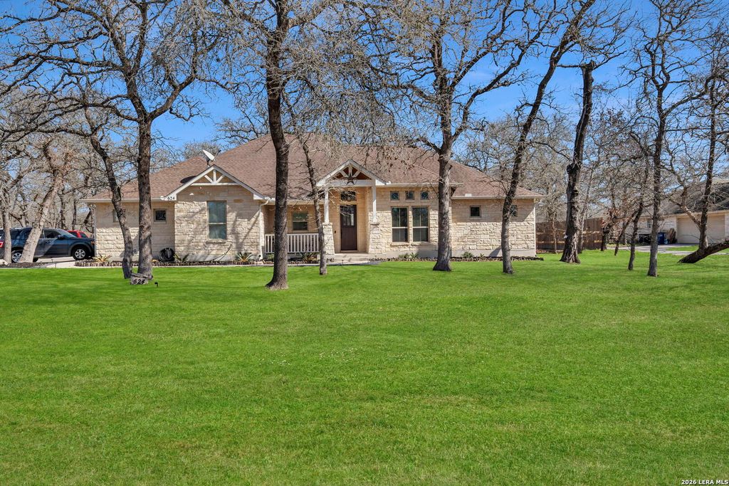 524 Jacobs, La Vernia, TX 78121